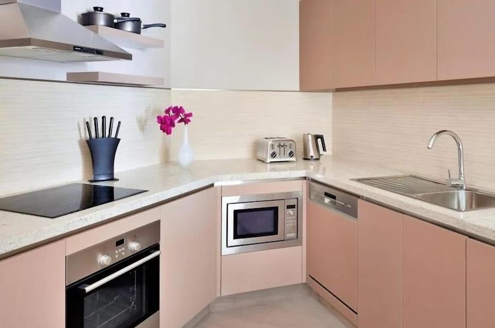 Hyatt Regency Dubai Creek Heights Residences 72/73