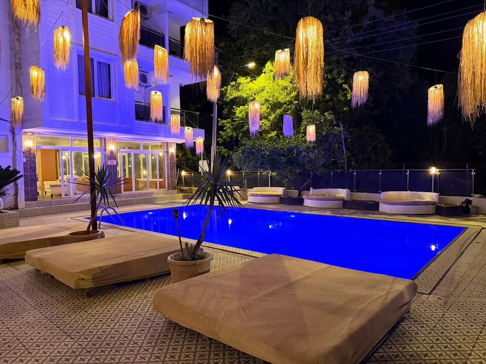 Guler Butik Hotel 7/20