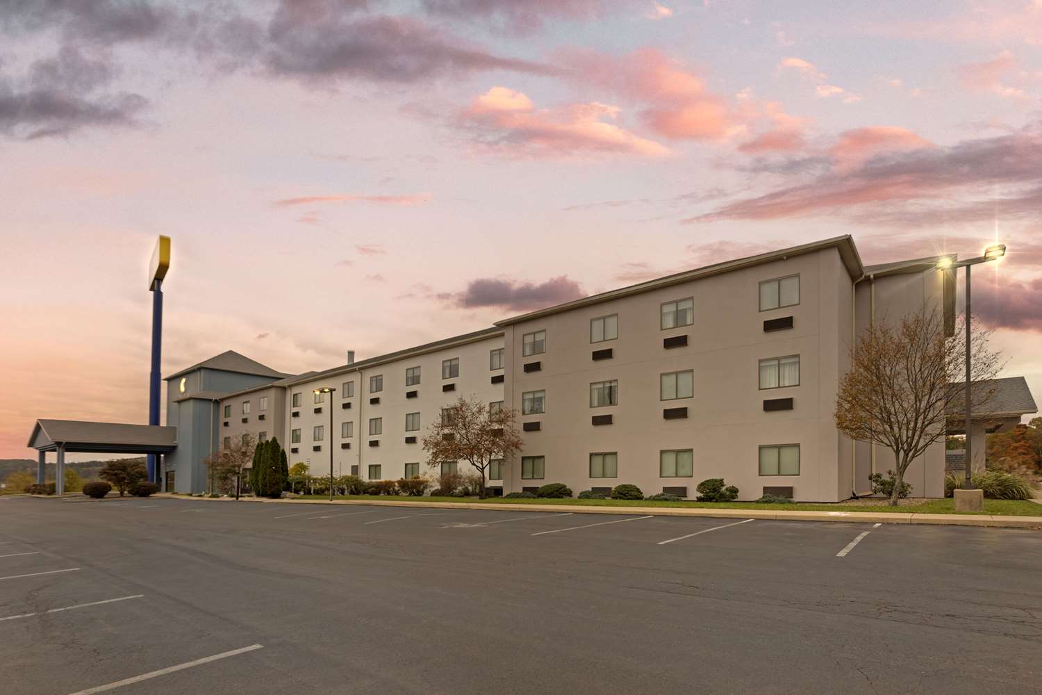 Comfort Suites Bloomsburg, PA 1/44