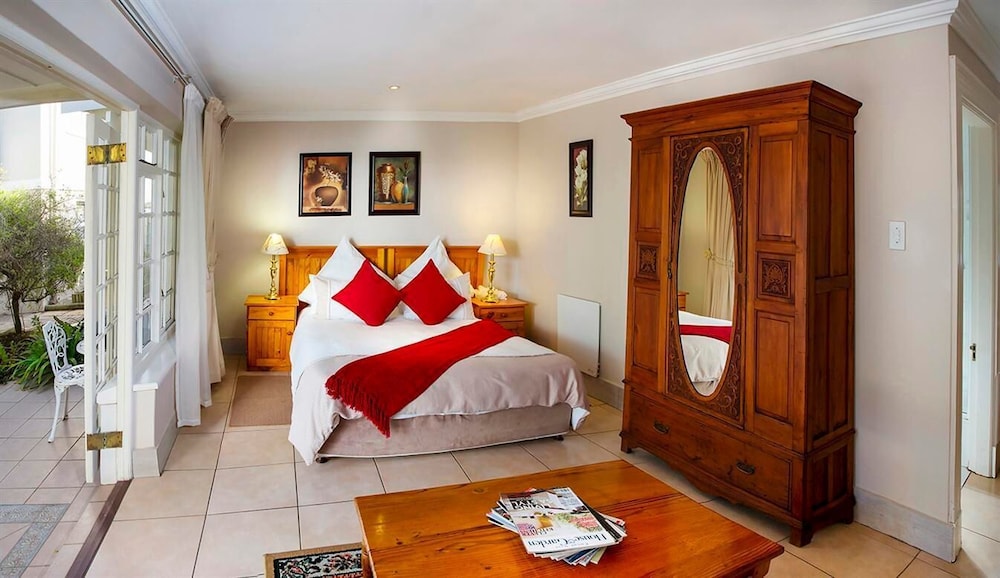 Heugh Road Guest House (Essential Service Acc) 6/24