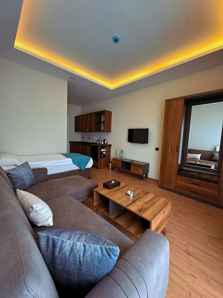 Expo Garden Hotel 9/50