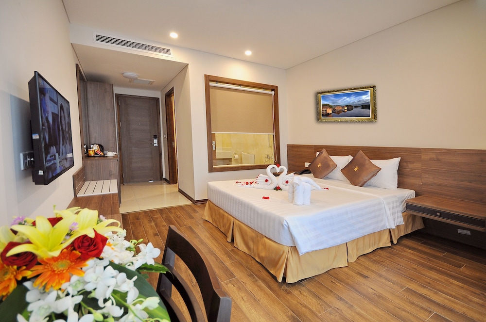Lenid Nha Trang Hotel 14/66