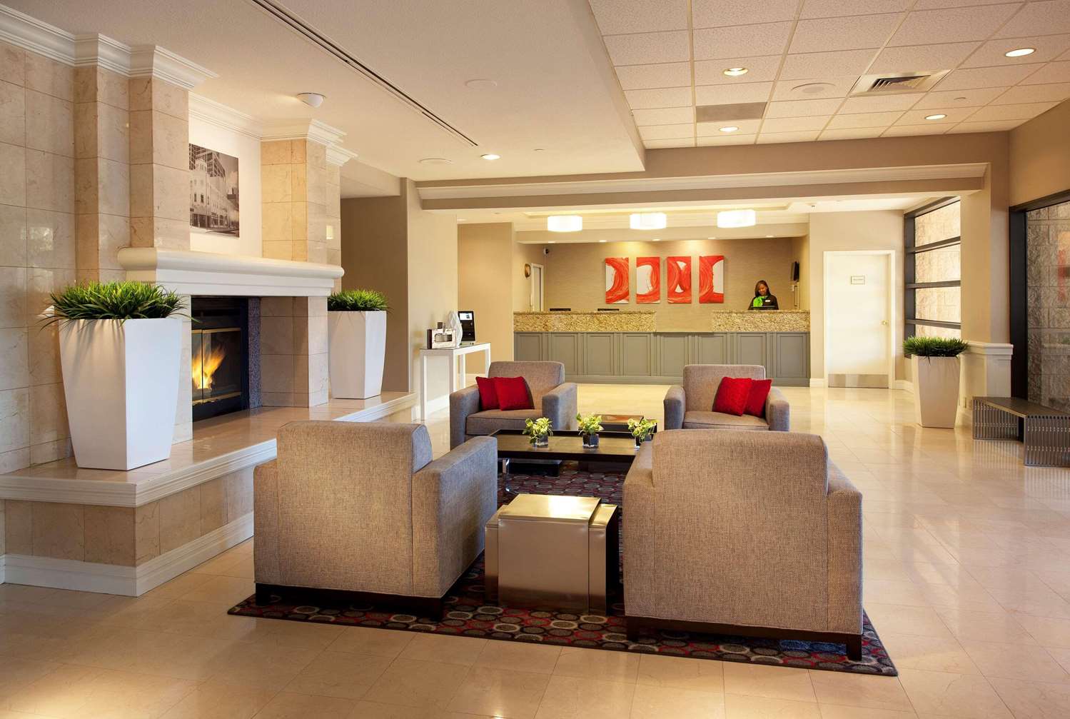 Radisson Hotel Phoenix Airport 19/28