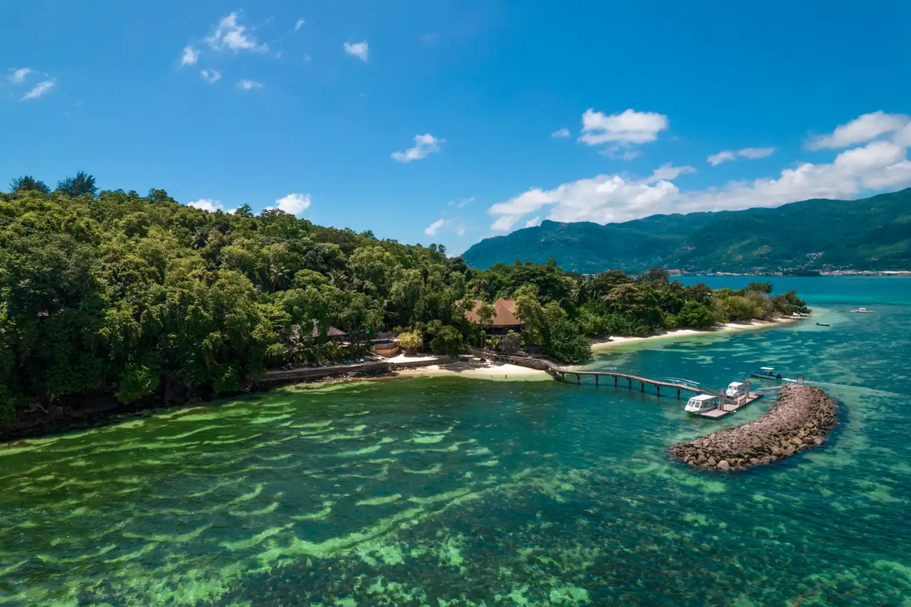 Cerf Island Resort 45/50