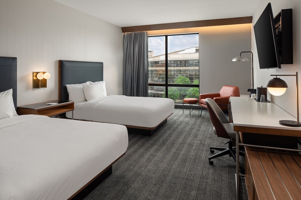 Courtyard by Marriott St. Paul Downtown 7/50