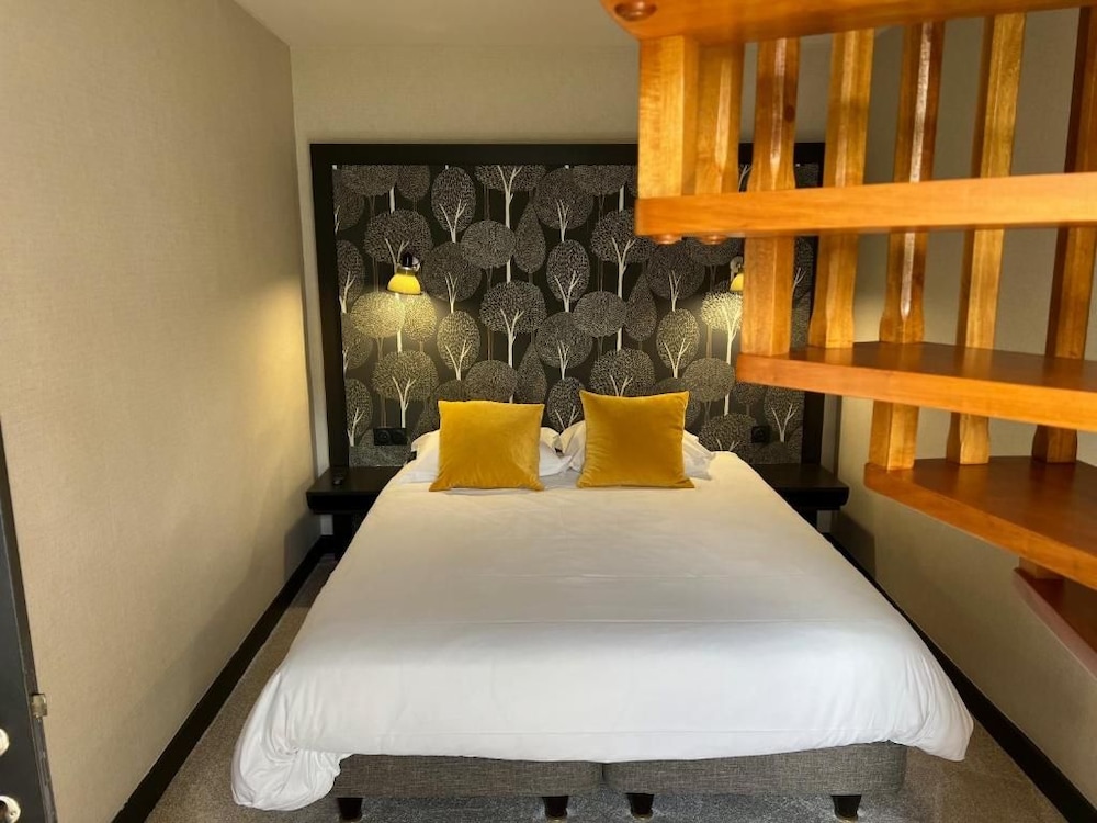 HOTEL LE COBH 9/26