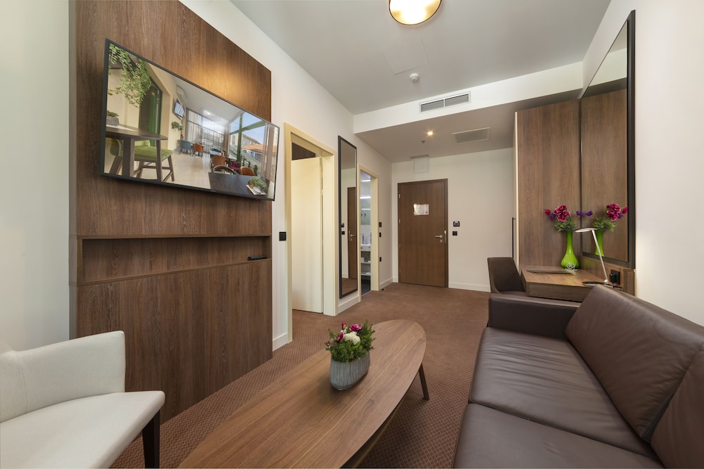 Hotel Park 45 43/57