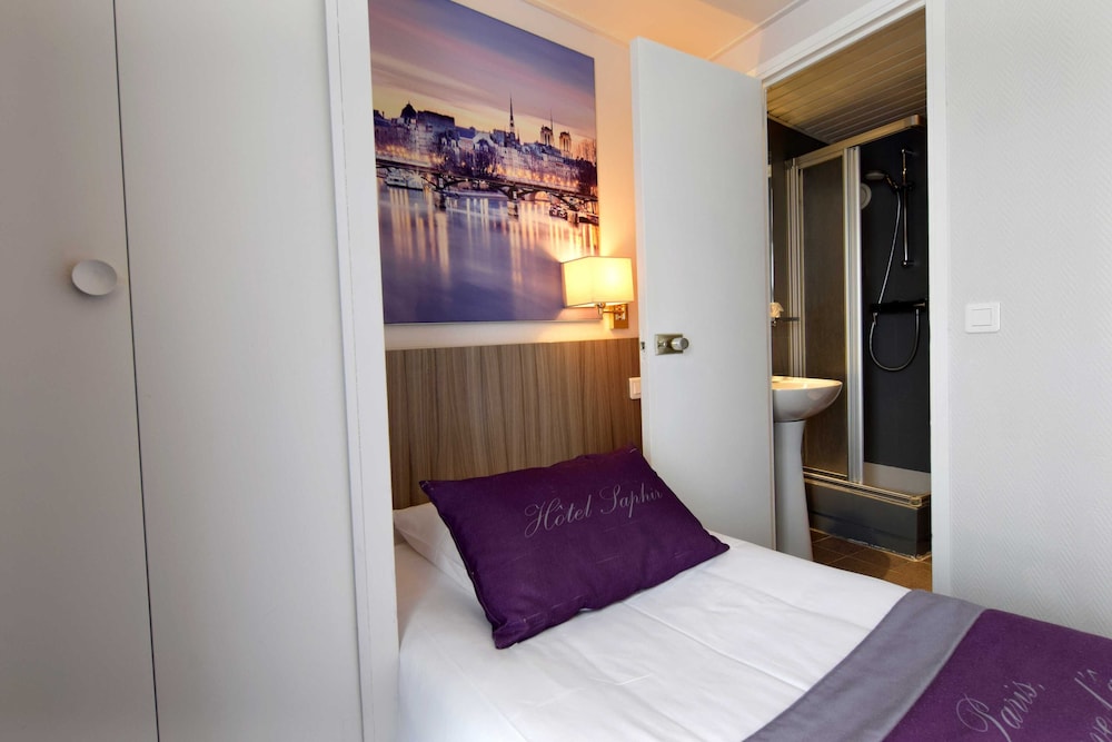 Hotel Saphir Grenelle 25/50