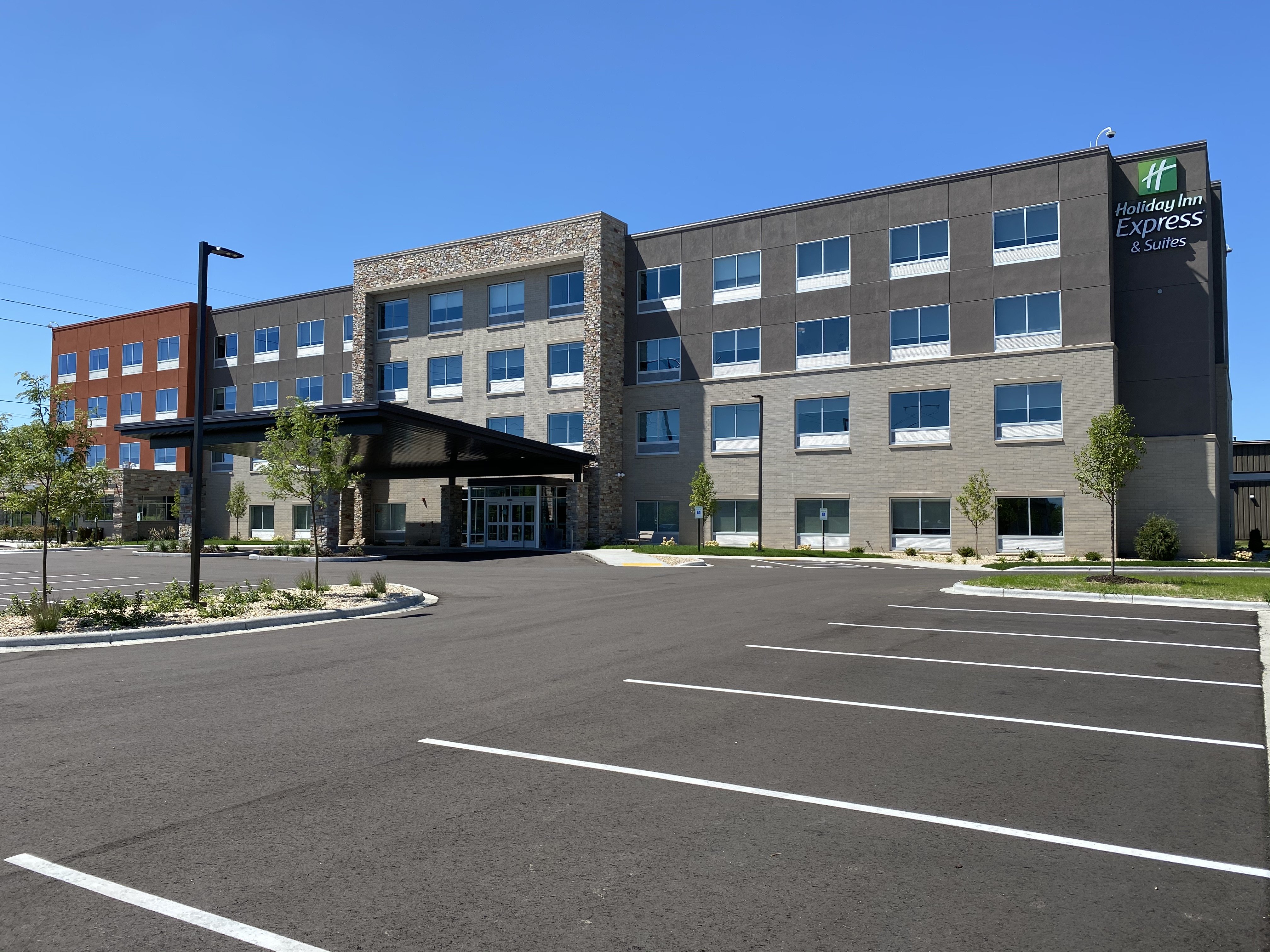 Holiday Inn Express And Suites Madison West Middleton 31/35