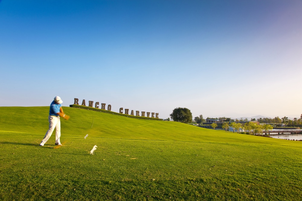 RANCHO CHARNVEE RESORT AND COUNTRY CLUB 74/77