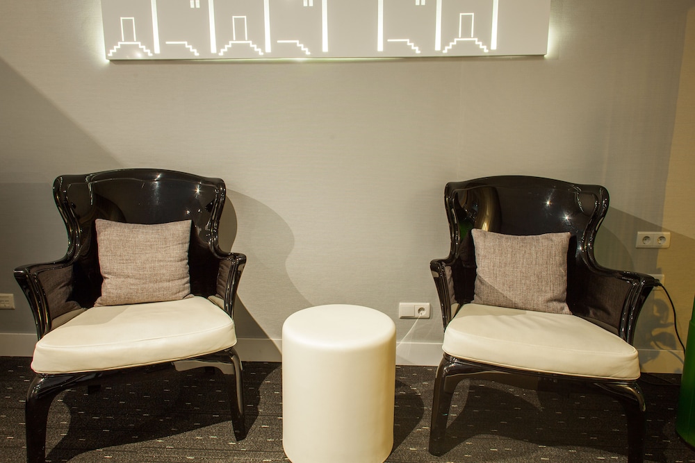 Ibis Styles Amsterdam City photo2