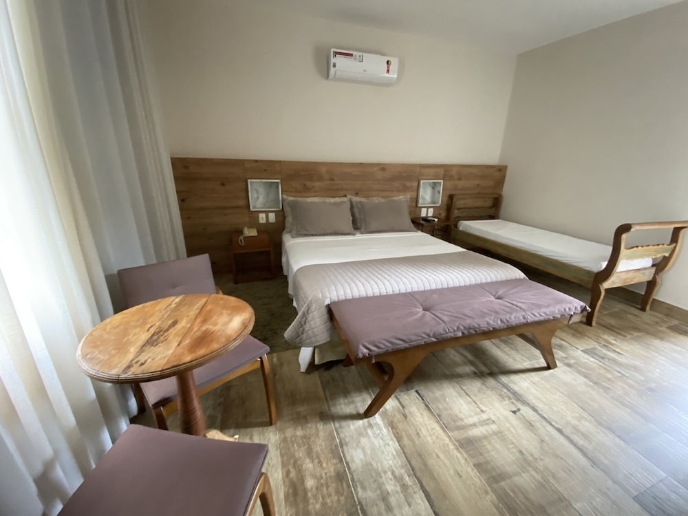 Pousada Villa Alferes 27/77