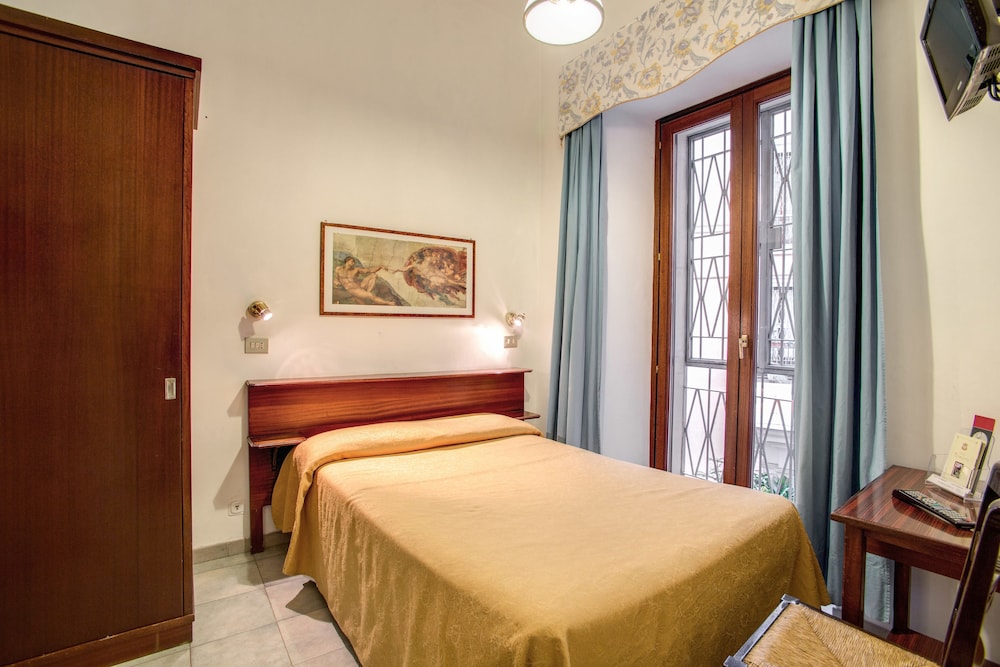 Hotel Primavera 36/64