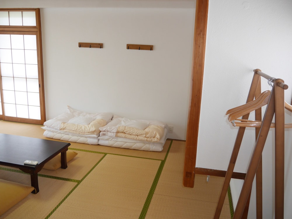 J-Hoppers Lake Biwa Guesthouse - Hostel 38/61