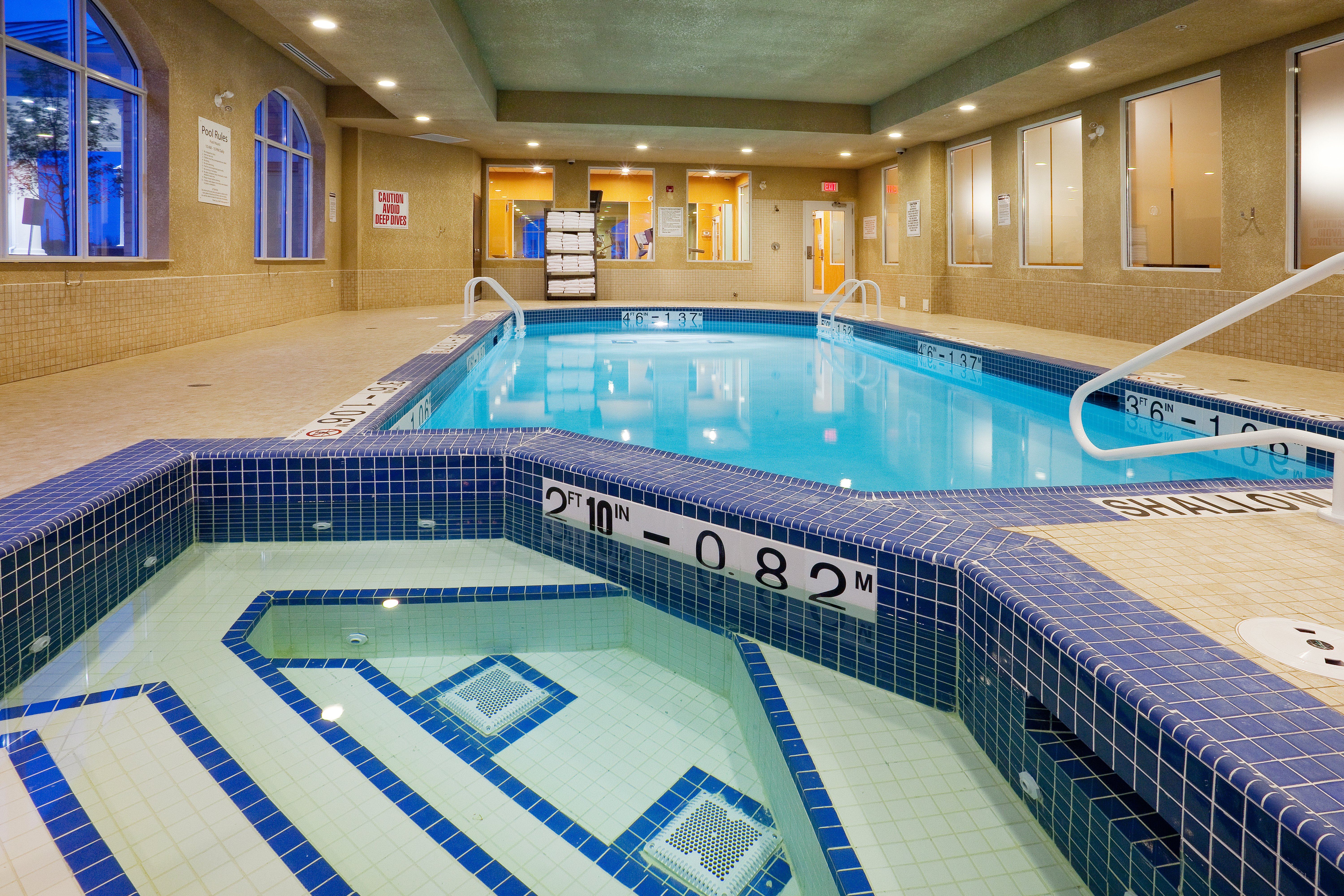 Holiday Inn Express Hotel Suites Clarington Bowmanville 41/70