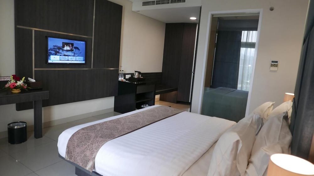 Grandia Hotel 32/66
