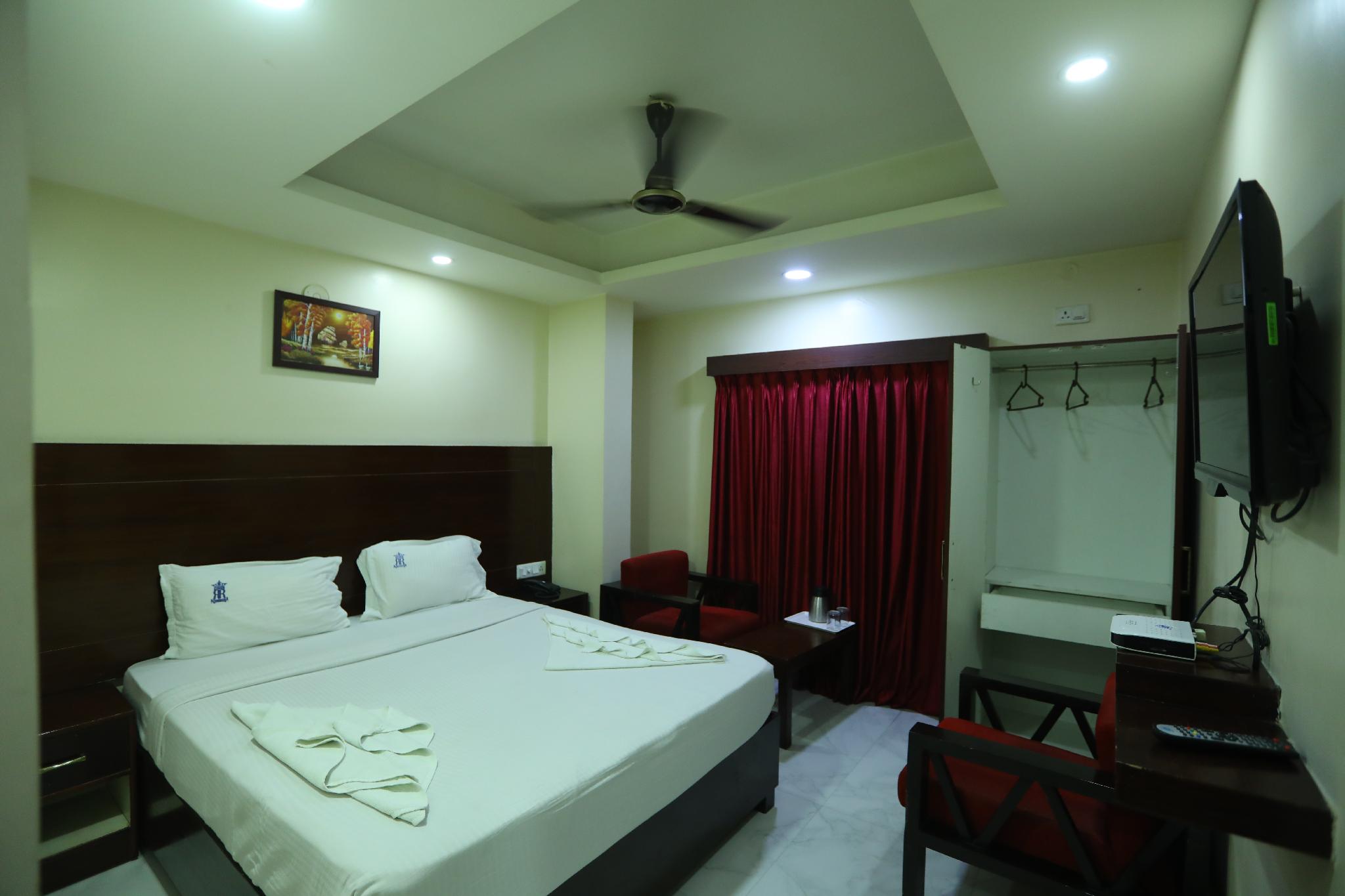 Room, Double Bed, with Fan