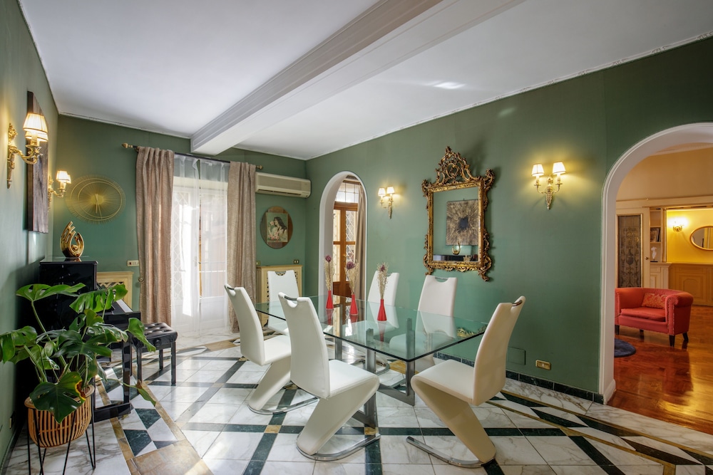 Hotel Condotti 39/63
