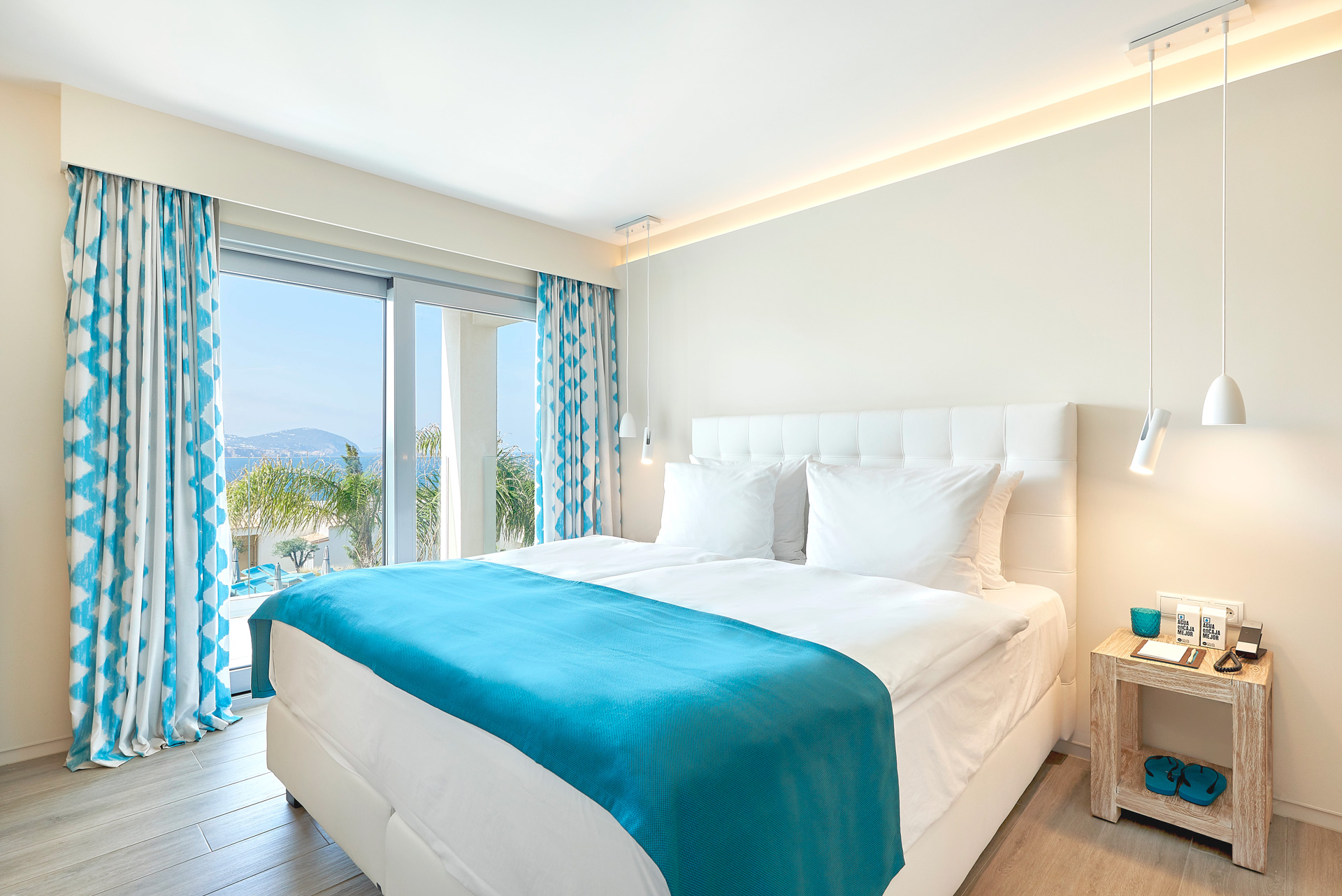 Lagoon, Infinity, Suite, 7Pines Resort Ibiza 2/5