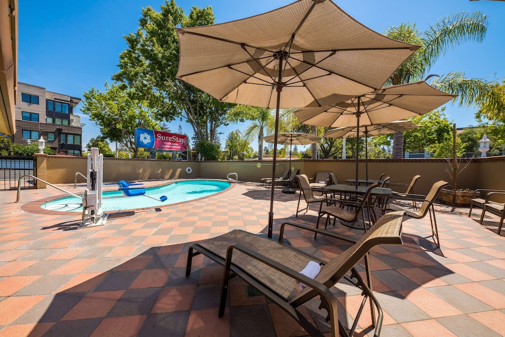 Surestay Plus Hotel By Best Western Mountain View 9/70