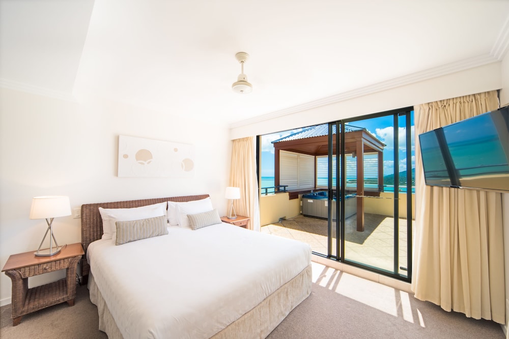 Pinnacles Resort Amp Spa 18/76