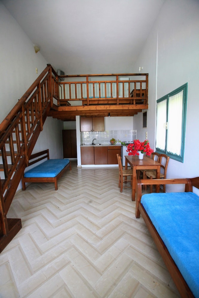 Anatoli Apartments 15/32