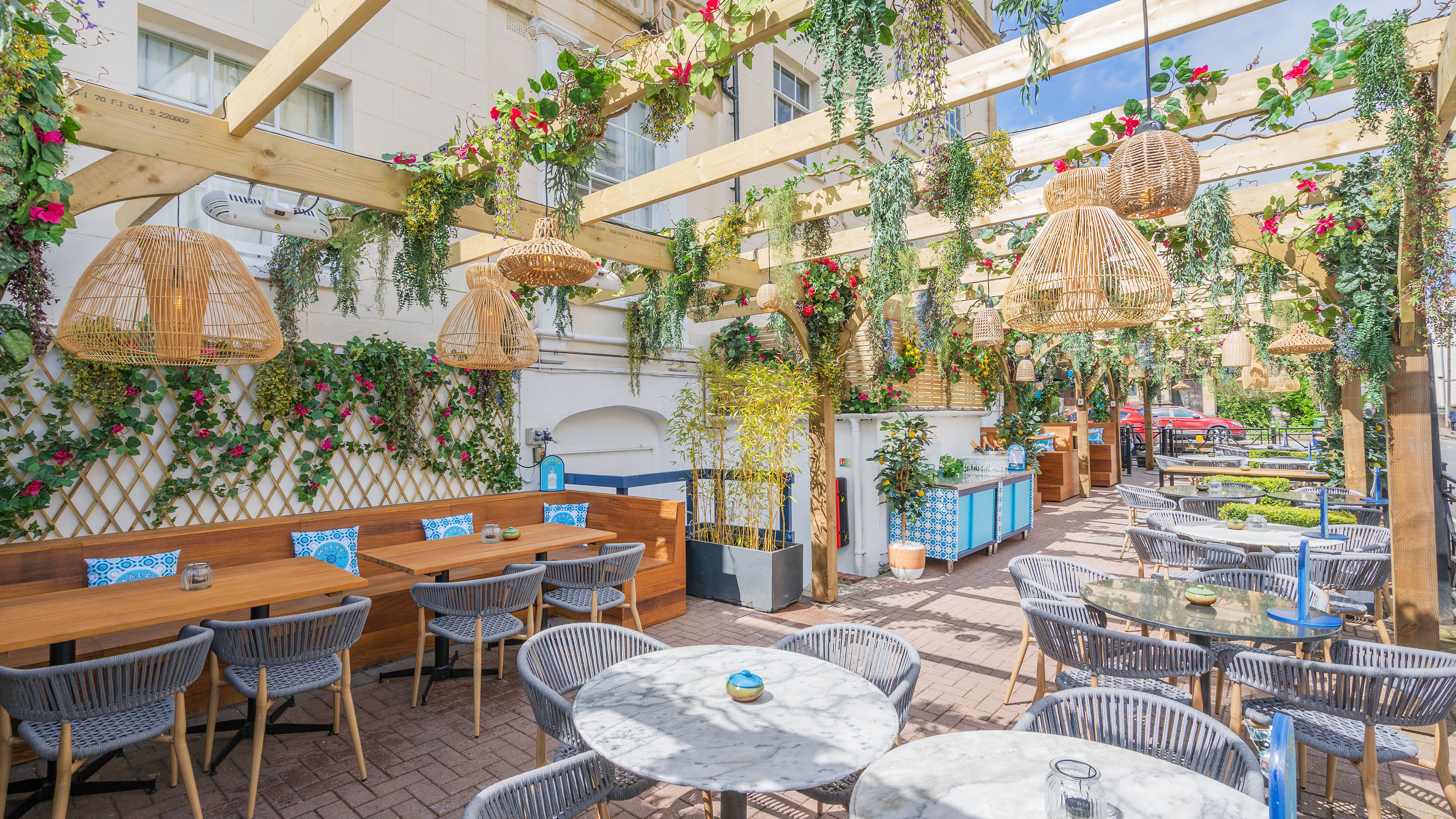 Clifton Hotel 39/53