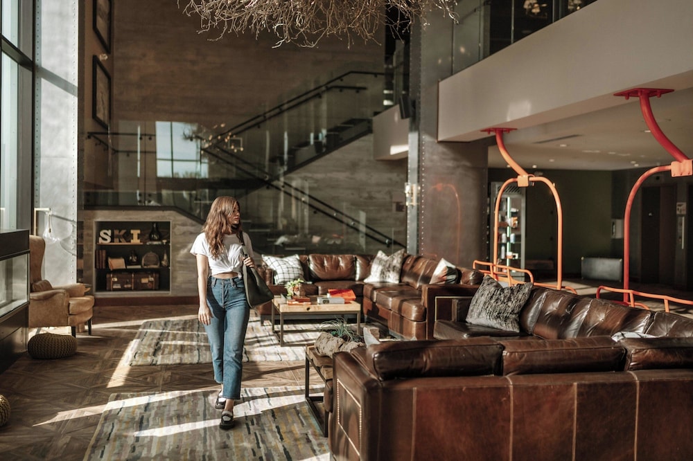The Josie Hotel, Autograph Collection 21/50