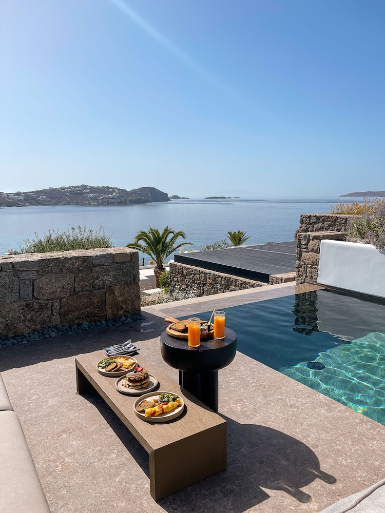 Noima Boutique Hotel Mykonos 80/86