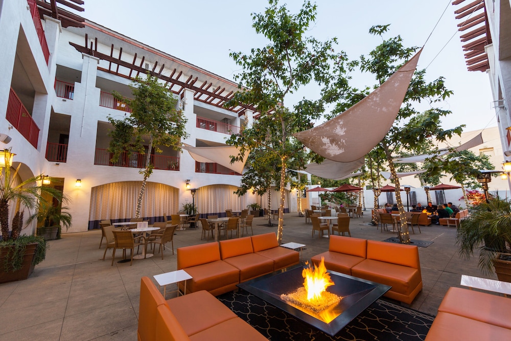 Hotel Casa 425 53/68