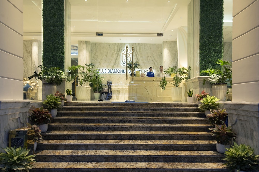 Blue Diamond Luxury Hotel 12/72