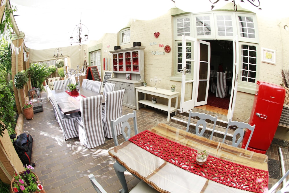 Oleander Guest House 2/50