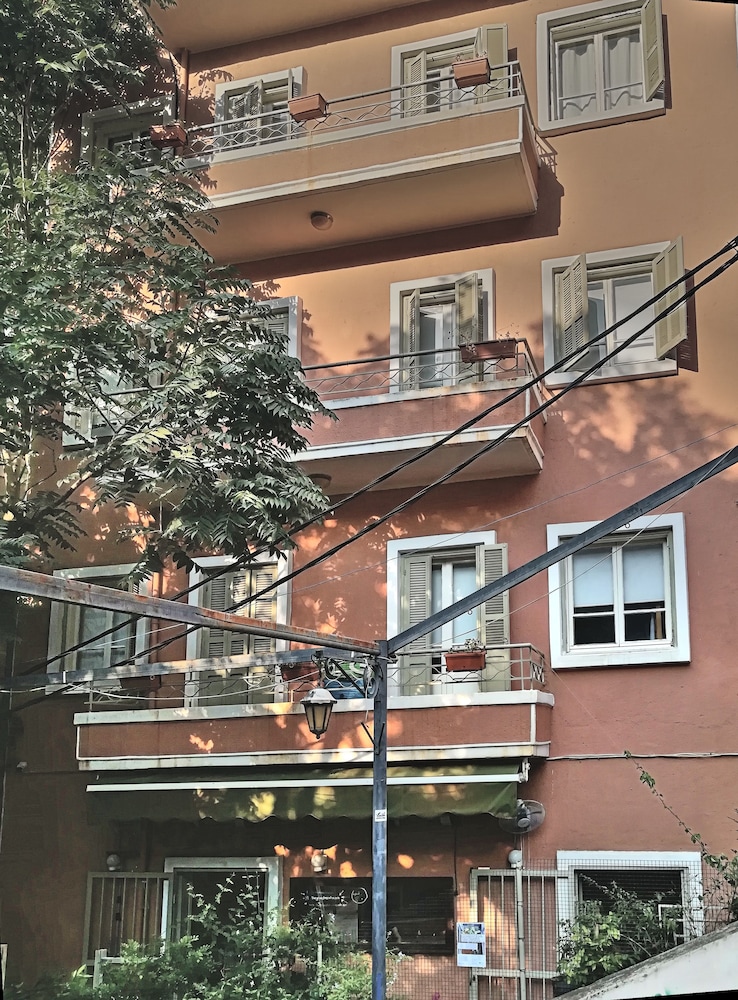 The Grand Meshmosh Hotel 3/50
