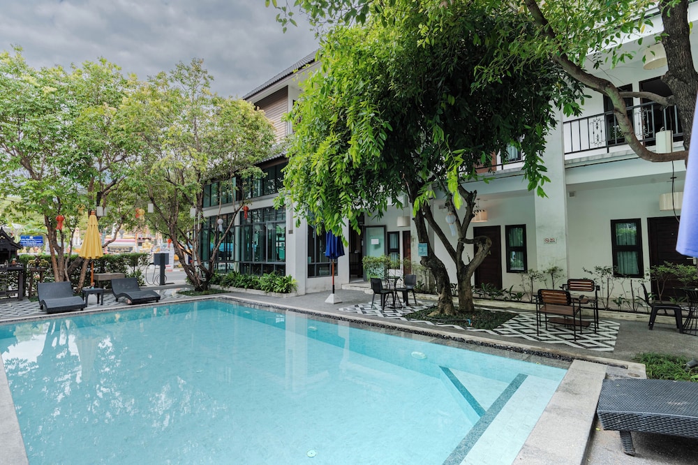 Paraiso Hotel Chiangmai 39/44