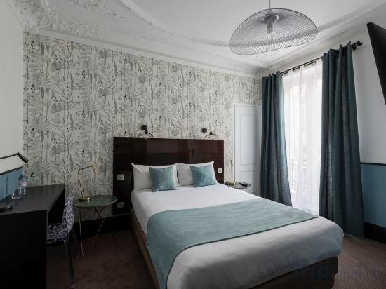 Room, Triple
