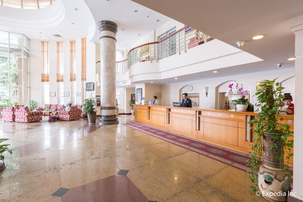 First Hotel 10/71