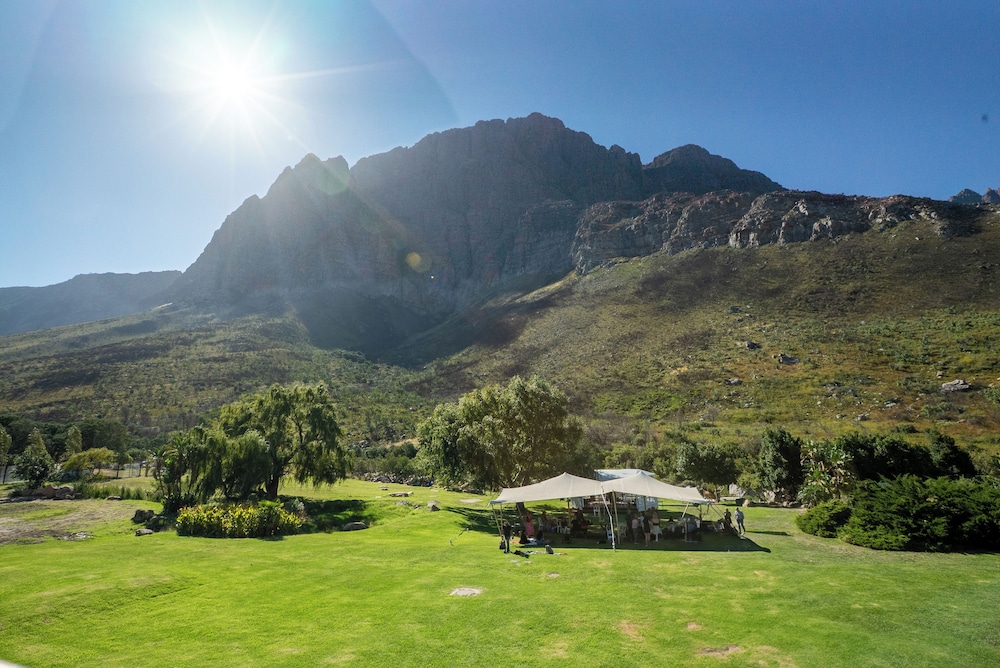 Du Kloof Lodge 17/22