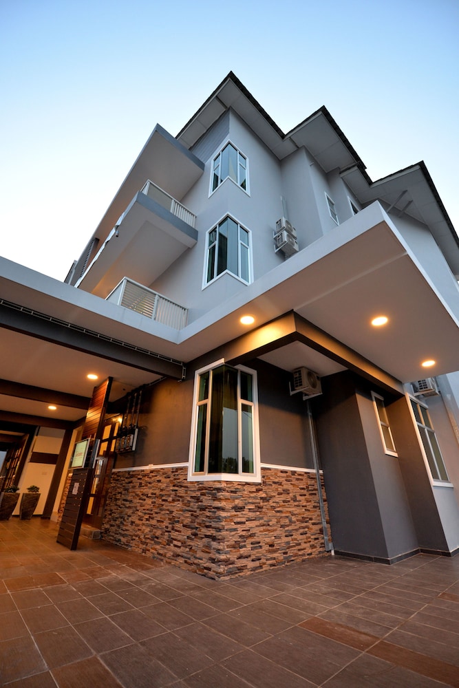 Palm City Villa photo3