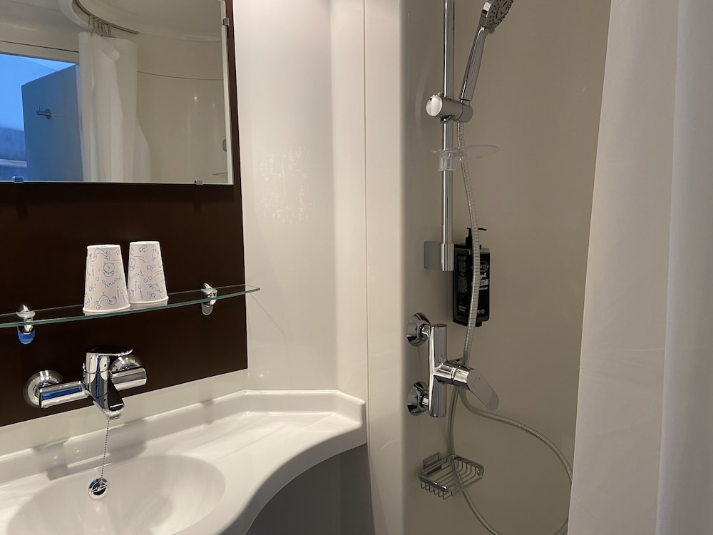 ibis budget Lunel Porte de Camargue 41/45