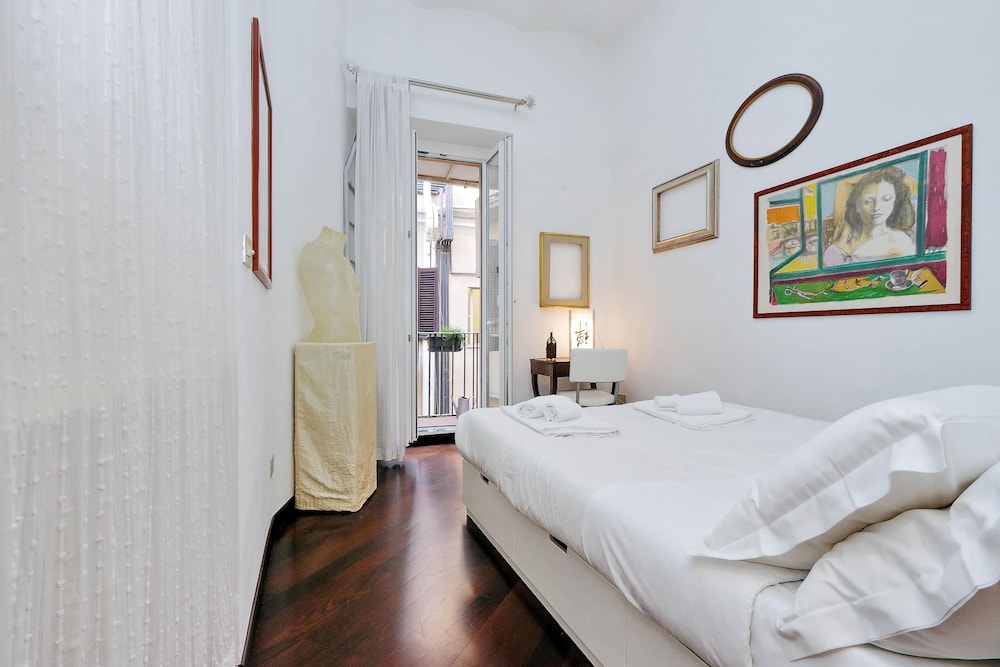 Clementina - WR Apartments 9/30