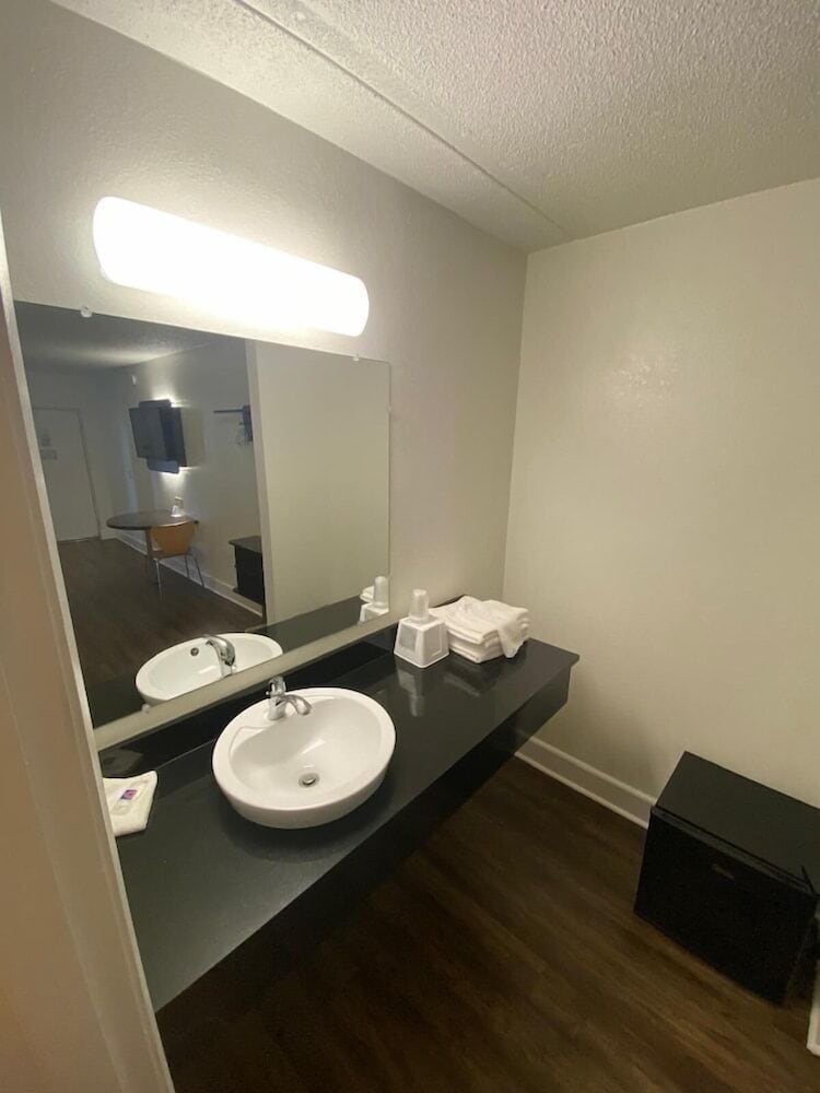 Motel6 Manchester, TN 31/31
