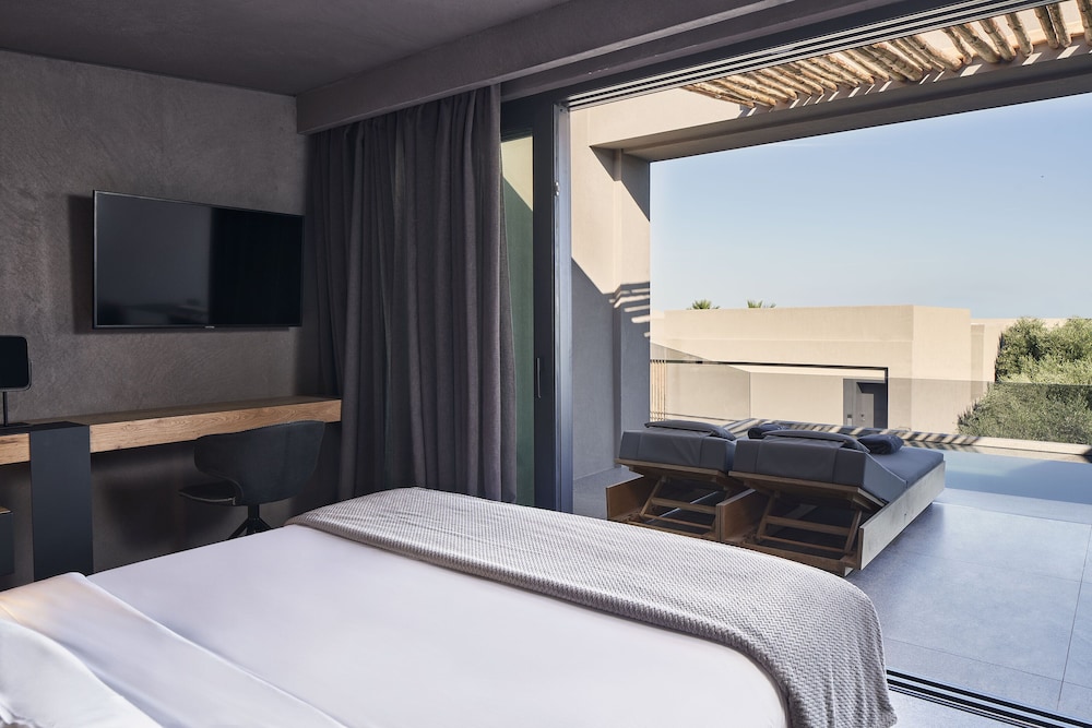 Premier, Suite, with Pool