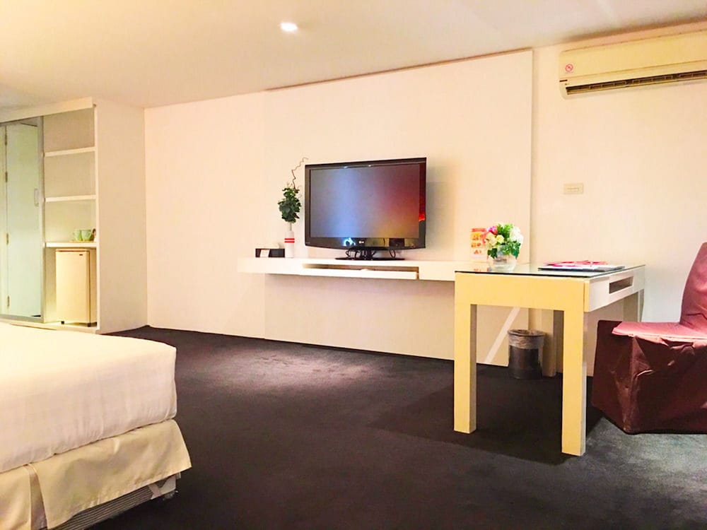 I Residence Hotel Silom 9/67