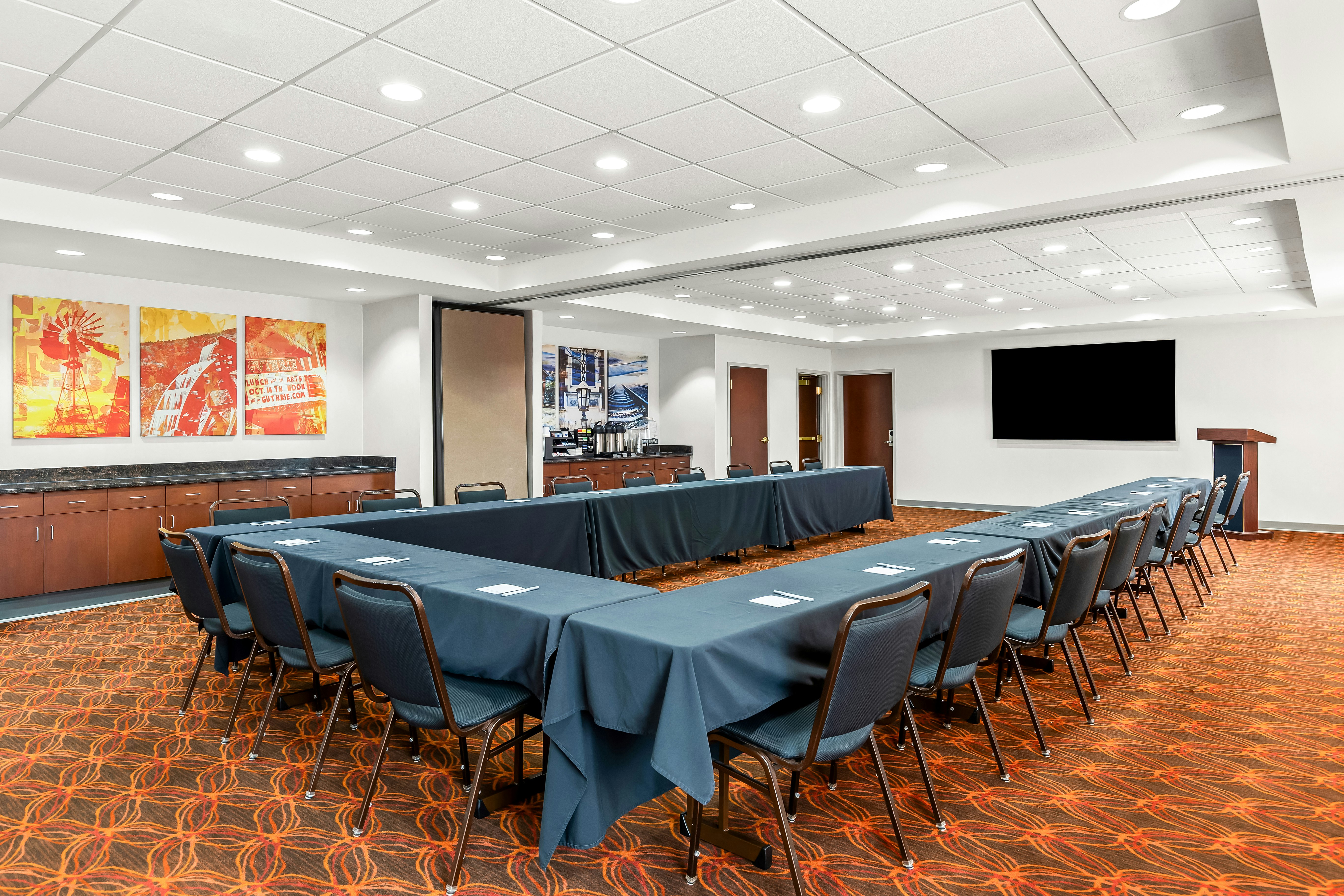 Hampton Inn & Suites Grove City 34/39