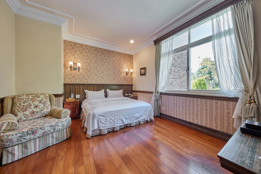 STANDARD, DOUBLE BED