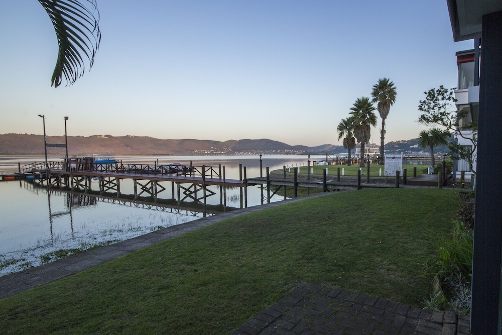 Laguna Grove 39/50