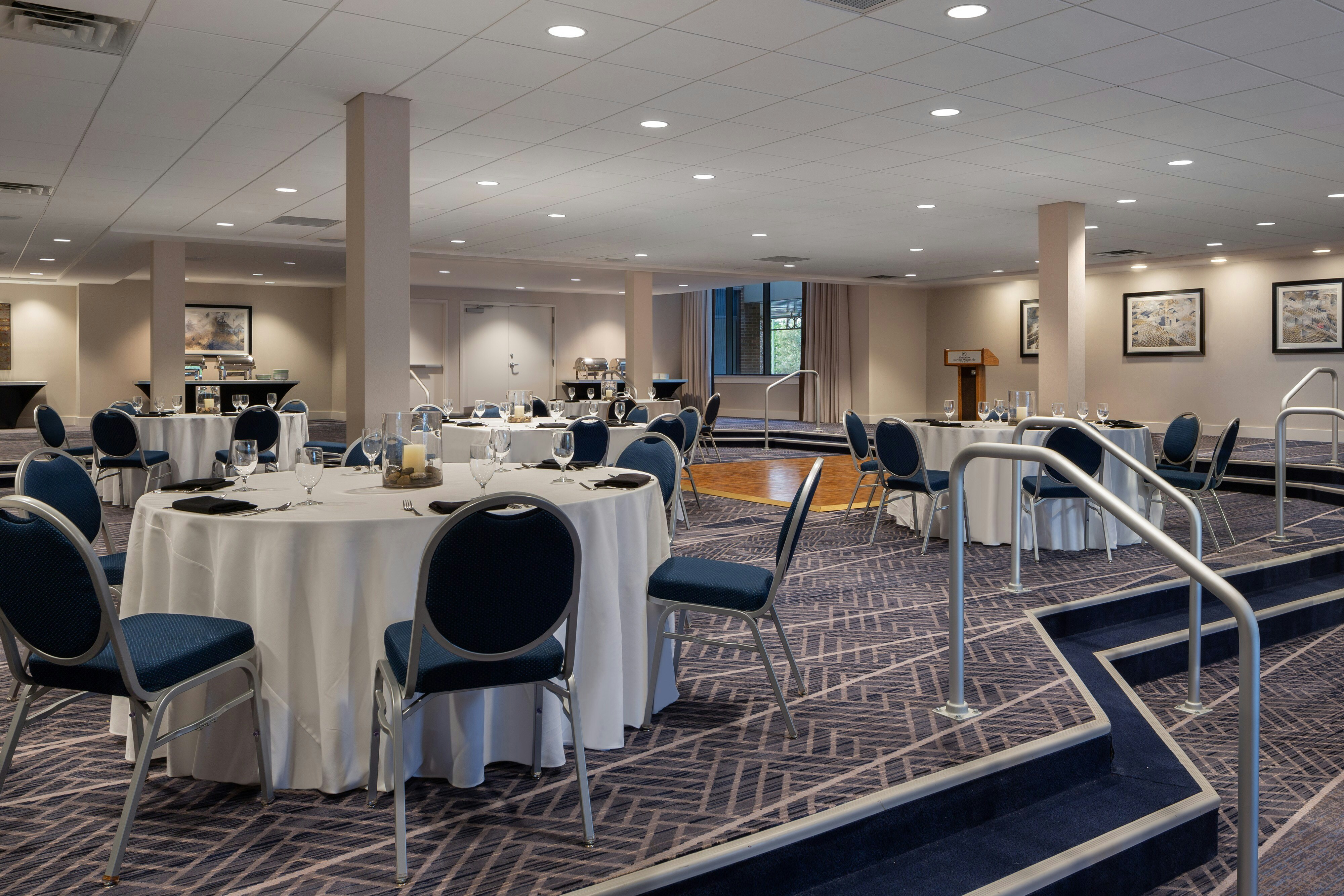 Sheraton Norfolk Waterside 41/55