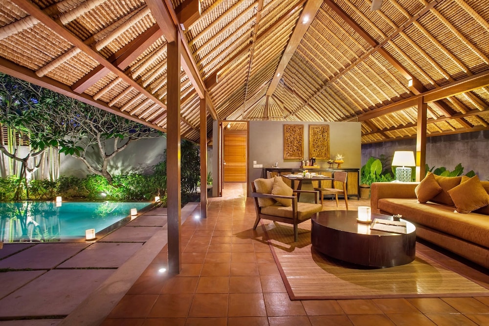 Mayaloka Villas Seminyak 52/76