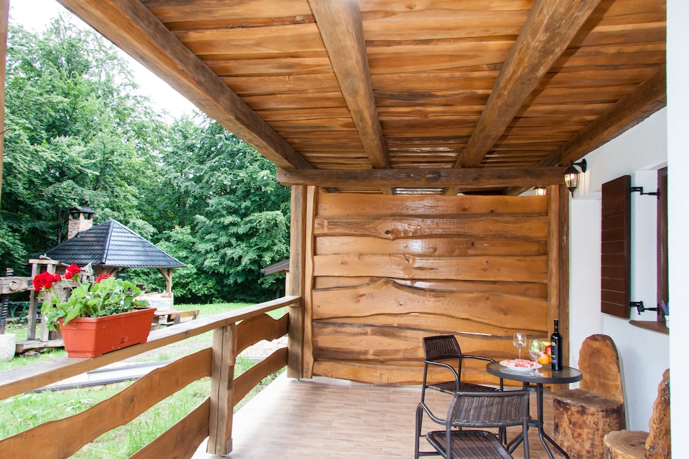 Plitvica Lodge 6/50