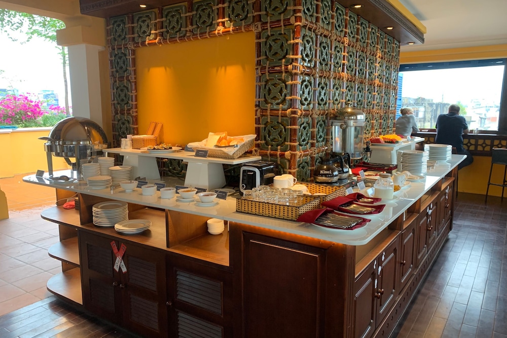 Duc Vuong Hotel 65/86